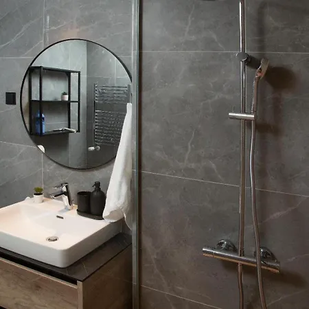 Waterfront Sunshine *